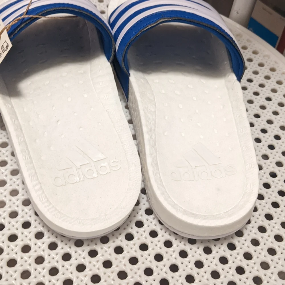 Adidas Adilette Boost Sliders - Picture 4 of 6